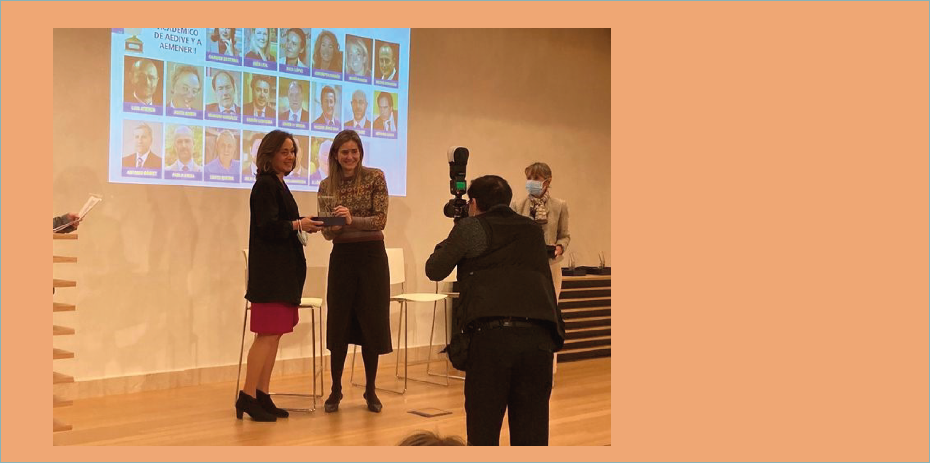 Isabel del Olmo recibe el premio AEDIVE –Santiago Losada dedicado al papel de la mujer en la movilidad eléctrica