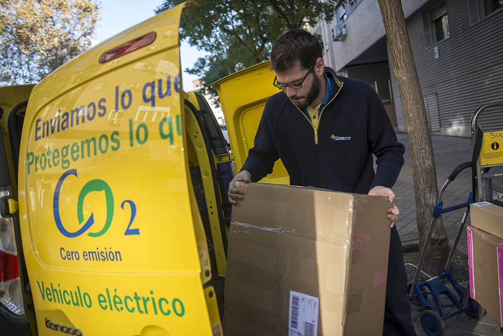 El Gobierno abre la...