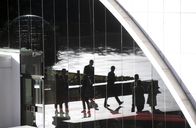 Acceso peatonal a u...